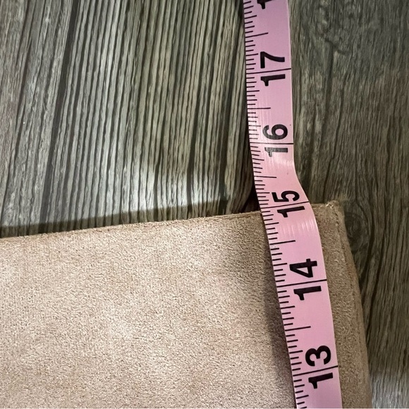 New ISNOM Suede Tan boots in a size 6.5. - Picture 6 of 10